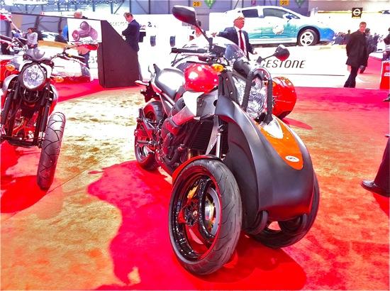 3 Rad Technik von Franco Sbarro in Genf am Salon 2011