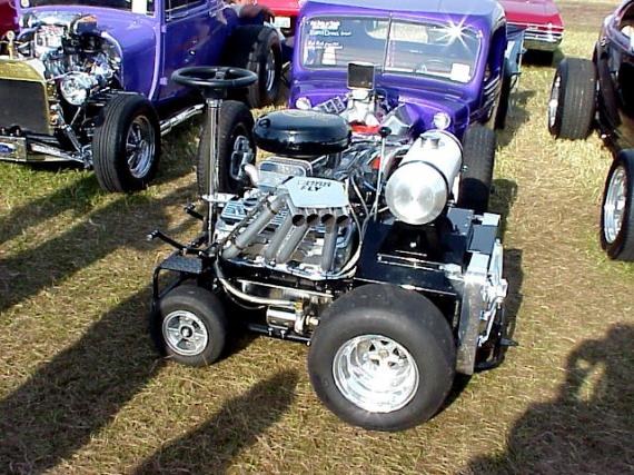 Daytona International Speedway Mini V8 Hot Rod für grosse Kinder
