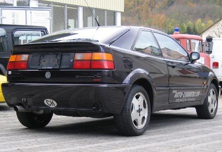 VW Corrado 2000i 16V Automat Coupe 1992, der Heckspoiler fährt aut. aus