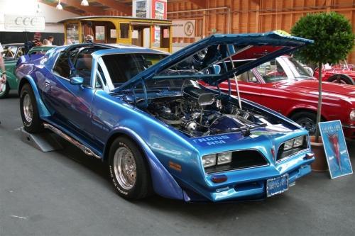 4. Oldtimer & Youngtimer Messe Uster blauer Show Trans Am