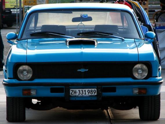 CHEVROLET Nova Custom 350er Coupe 1974, US CAR Meeting Annual Fun Run Chur-Waffenplatz