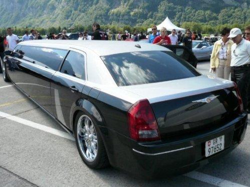 Chrysler 300C Strecht Limousine in Mollis am US Event