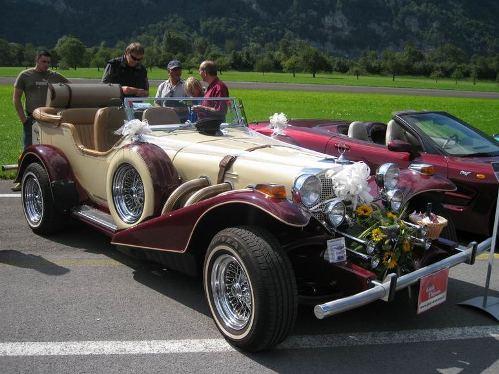 US-Car & Harley Meeting in CH-8753 Mollis GL, hier ein Excalibur Roadster 4 Plätze in beige/braun