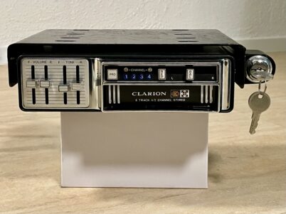 Clarion Quad 8 Track PE-424A IC Car Stereo Player, Clarion LE-301 8 Track UKW-FM Radio Stereo-Cartridge Tape