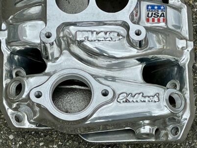Edelbrock 7525 hochglanzpoliert Dual-Quad Air-Gap Ansaugspinne Chevrolet Small Block 55-86