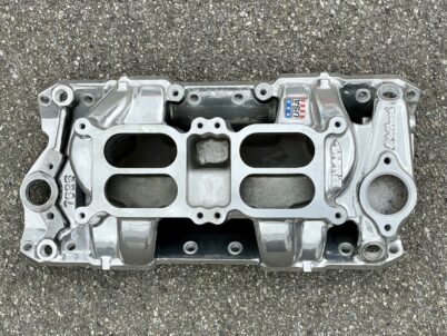 Edelbrock 7525 hochglanzpoliert Dual-Quad Air-Gap Ansaugspinne Chevrolet Small Block 55-86