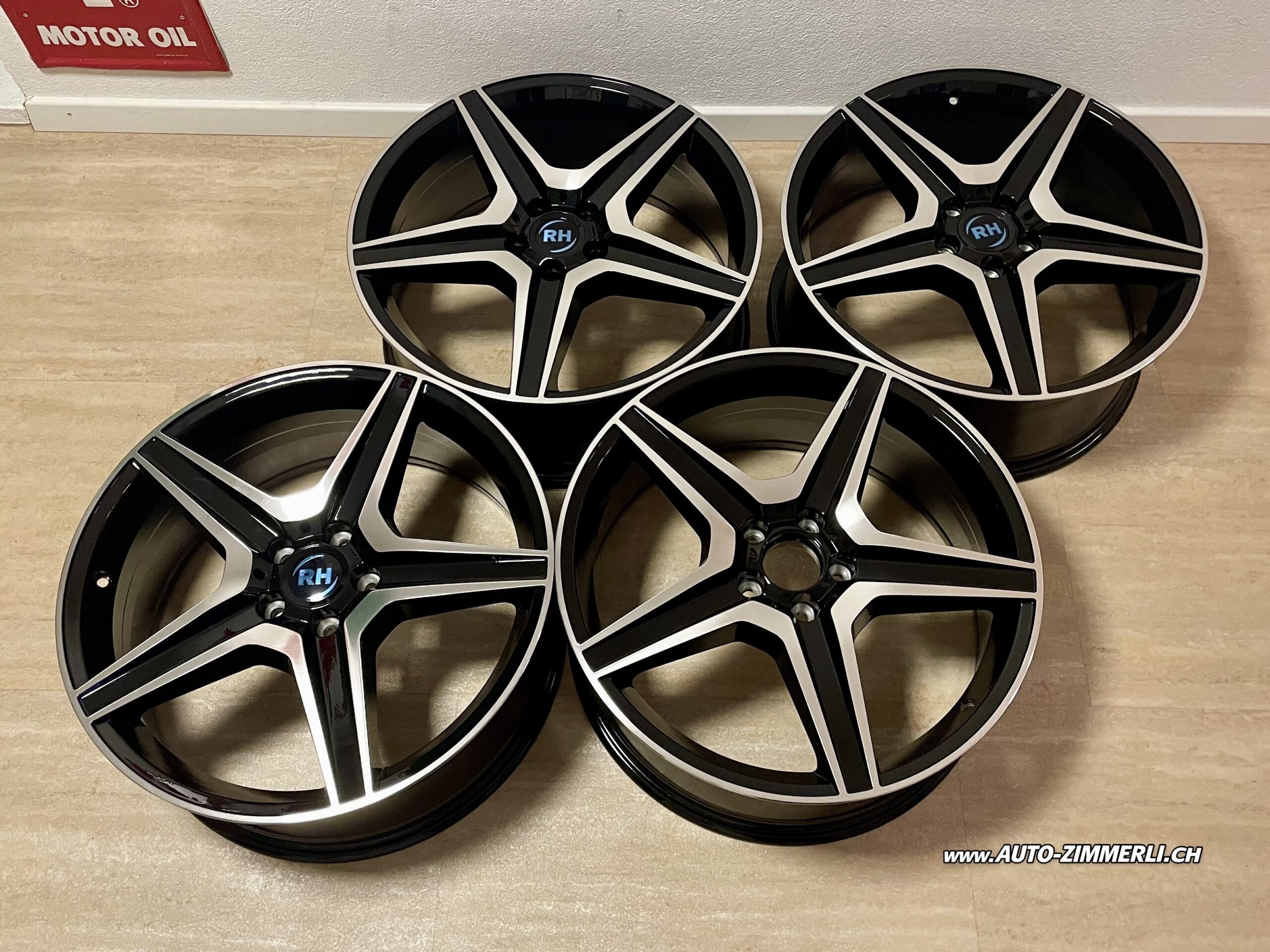 RH Alufelgen 20 Zoll Mercedes AMG Style 8.5Jx20 ET45 5x112 Neu Schwarz Glanzgedreht Mercedes Audi VW Seat Skoda Cupra RH Alufelgen 20 Zoll Mercedes AMG Style 8.5Jx20 ET45 5x112 Neu Schwarz Glanzgedreht Mercedes Audi VW Seat Skoda Cupra