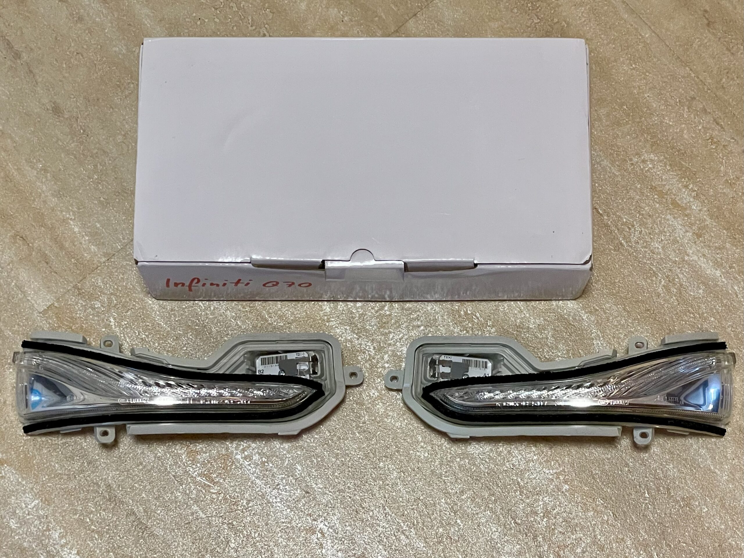 Infiniti Q50 Q60 Q70 QX30 Blinker Paar im Seitenspiegel 1 Infiniti Q50 Q60 Q70 QX30 Blinker Paar im Seitenspiegel