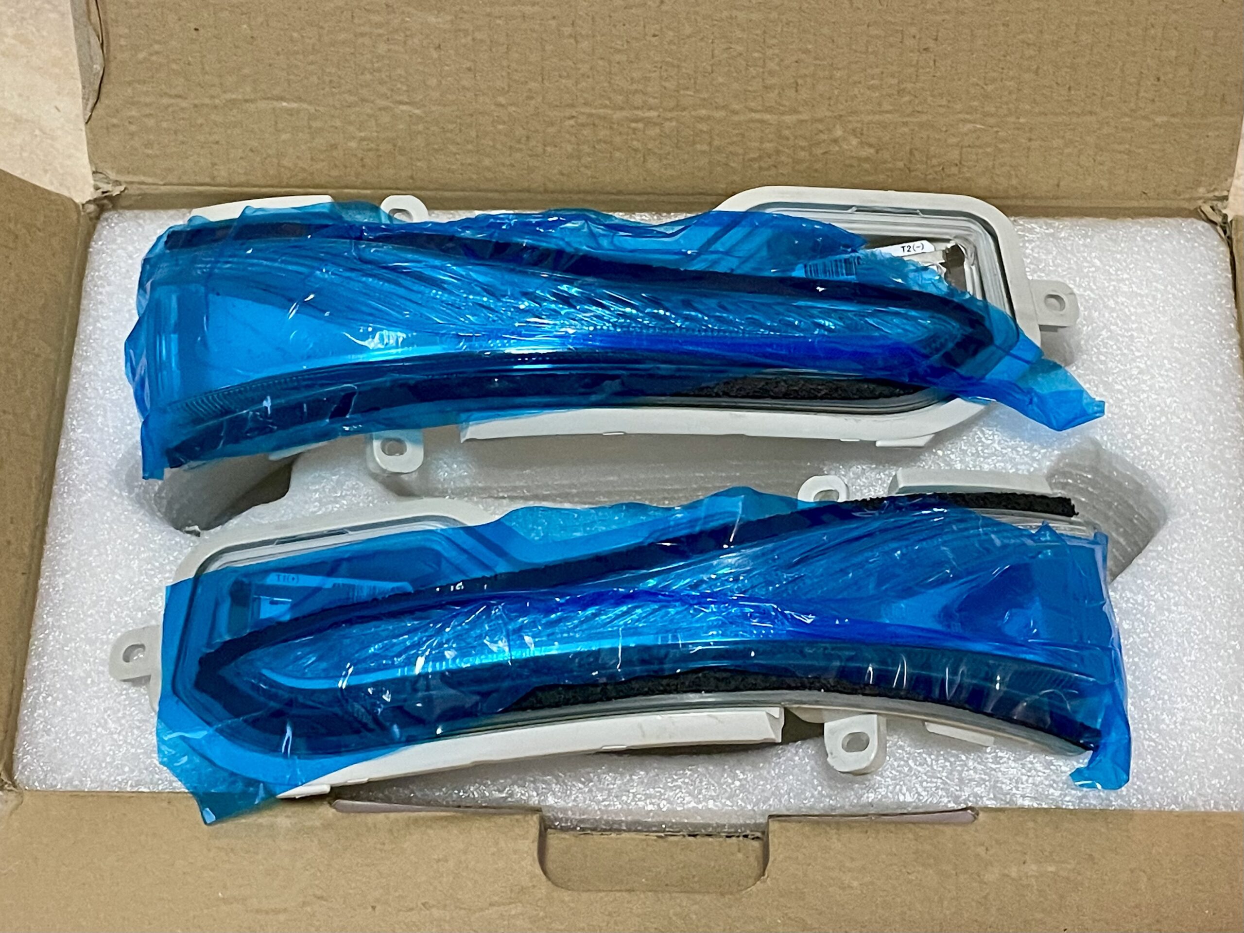 Infiniti Q50 Q60 Q70 QX30 Blinker Paar im Seitenspiegel 3