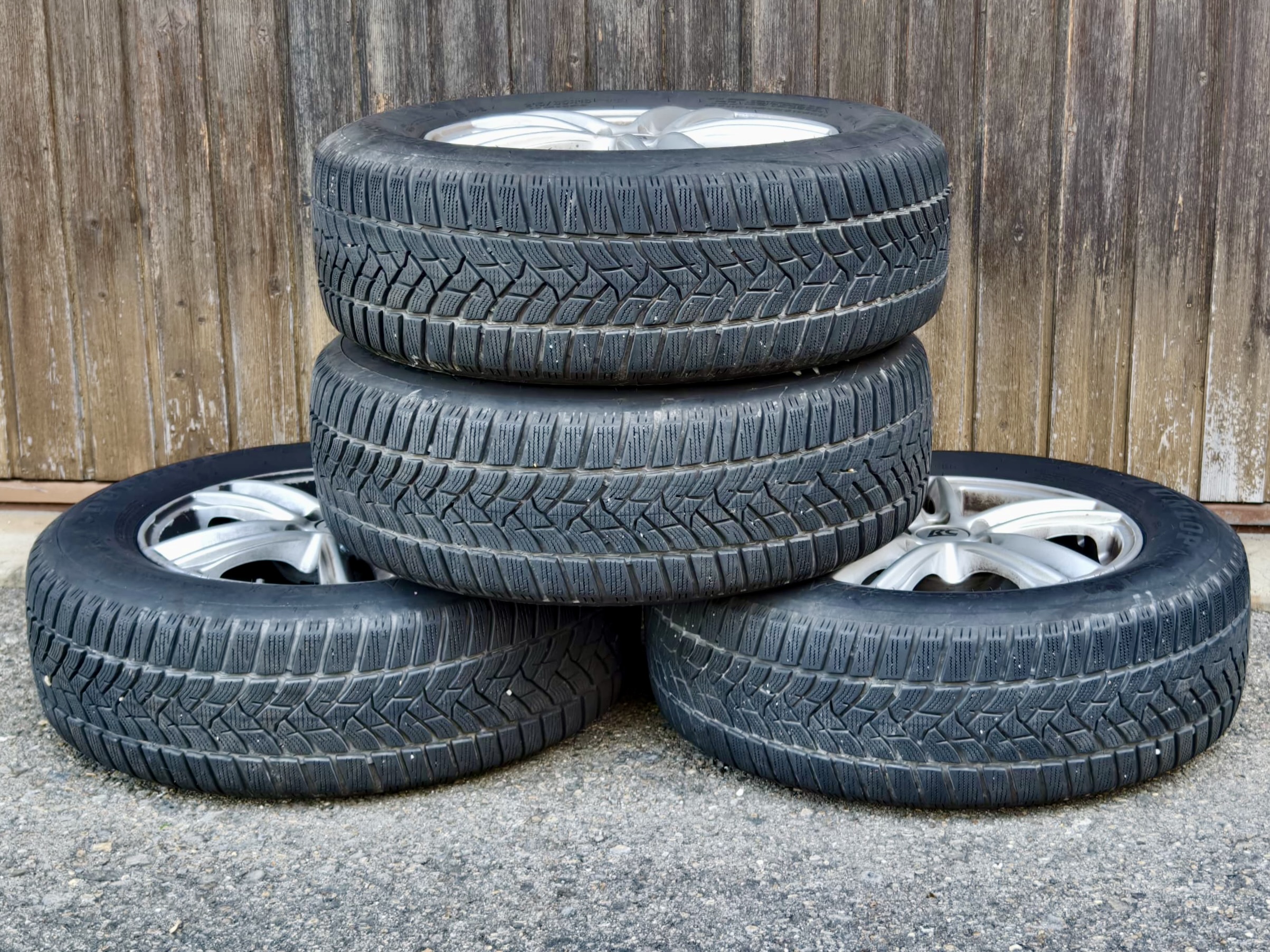 4 x RC-DESIGN Alufelgen RC 27 16 Zoll Opel Mokka und Chevrolet Trax 2 4 x RC-DESIGN Alufelgen RC 27 16 Zoll Opel Mokka und Chevrolet Trax