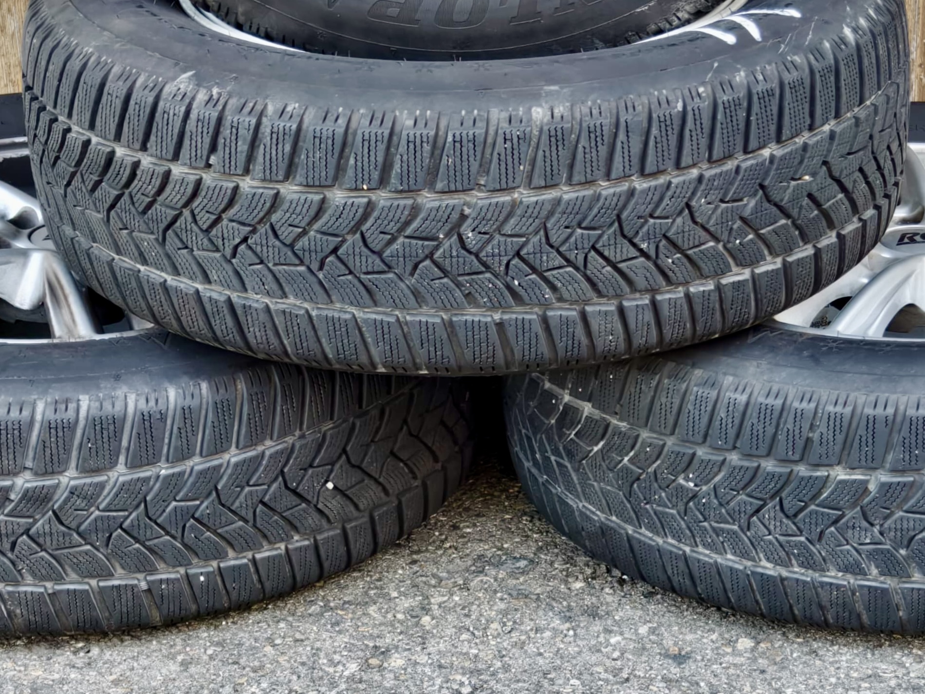 4 x RC-DESIGN Alufelgen RC 27 16 Zoll Opel Mokka und Chevrolet Trax 6 4 x RC-DESIGN Alufelgen RC 27 16 Zoll Opel Mokka und Chevrolet Trax