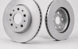 2 neue DFC GeoSpec Bremsscheiben vorne, innenbelüftet und beschichtet, Satz mit 2 Stück